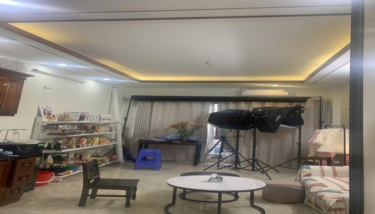 Cho thuê nhà ngõ ô tô 279 Hoàng Mai 12tr, làm VP, KD kết hợp ở lại, ở GĐ, nhóm 30m2, 5 tầng, 12tr